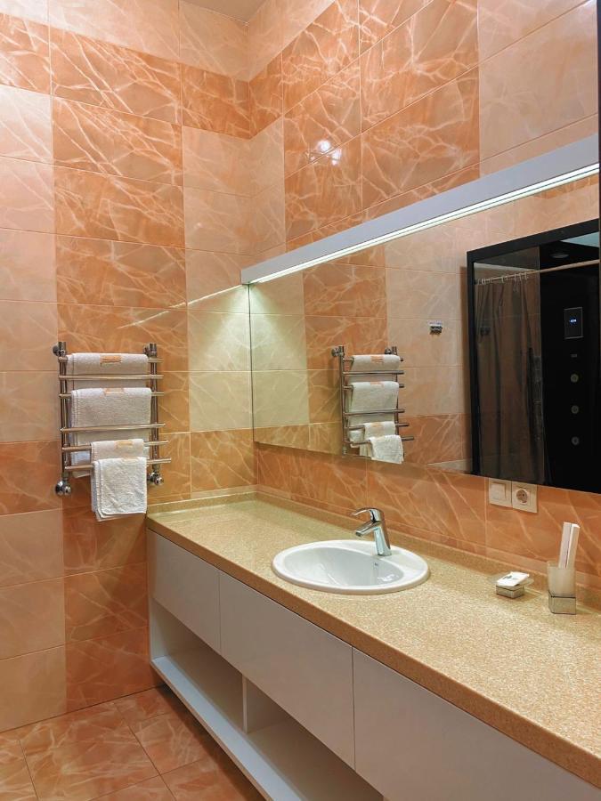 Myline Relax Complex Hotell Astana Exteriör bild
