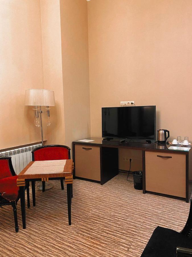 Myline Relax Complex Hotell Astana Exteriör bild